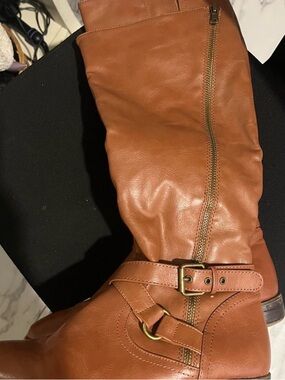 Brown boots